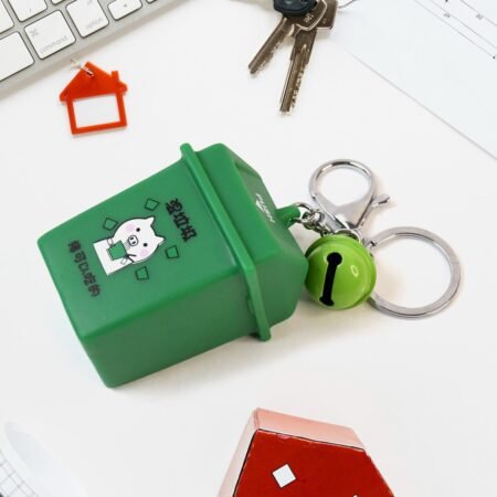 Trash Can Keychain Recycle Can Keyring Novelty Keychain Garbage Classification keyholder for and Adults