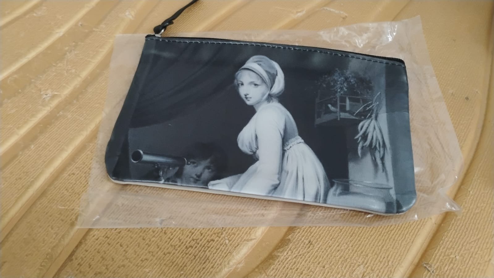 Stylish Multipurpose Makeup & Stationery Bag (19x12cm & 1pc)